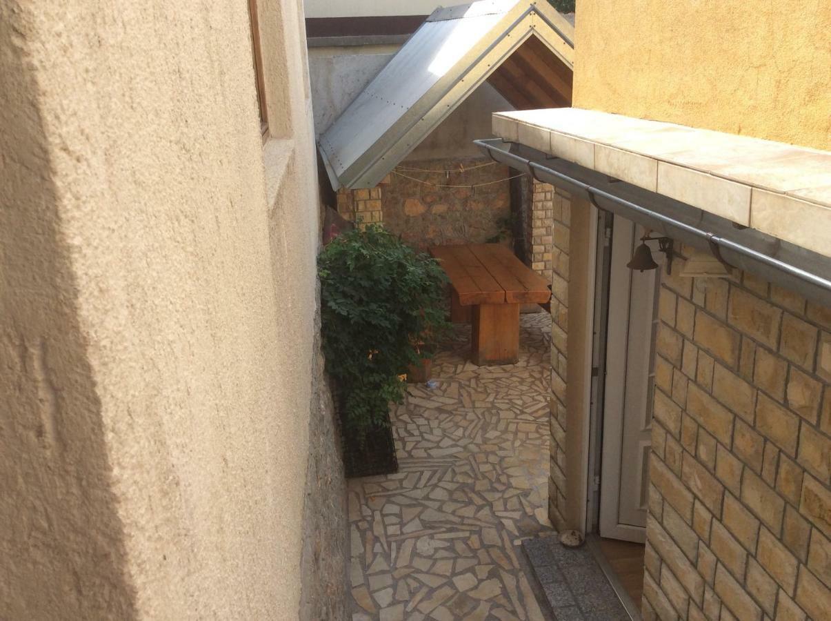 קרלובג Apartman Nadia מראה חיצוני תמונה
