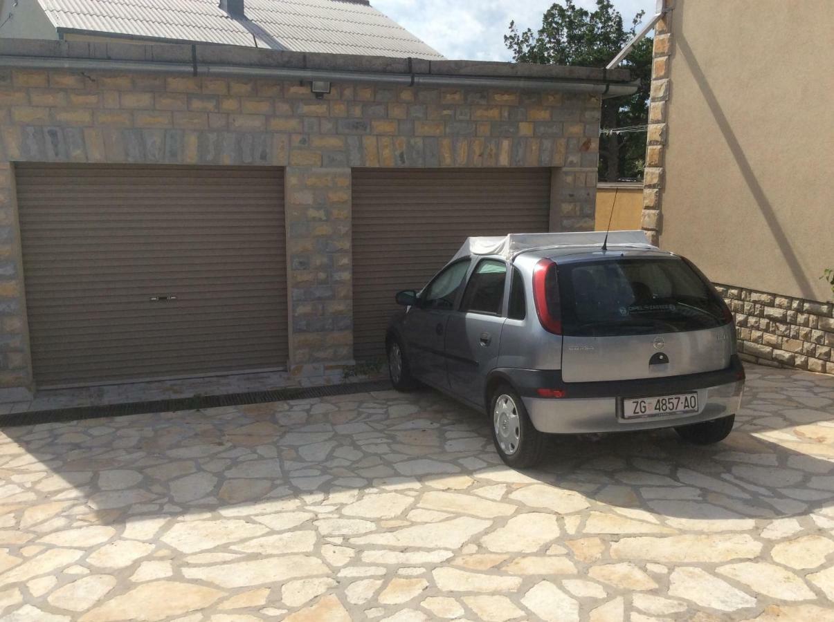 קרלובג Apartman Nadia מראה חיצוני תמונה